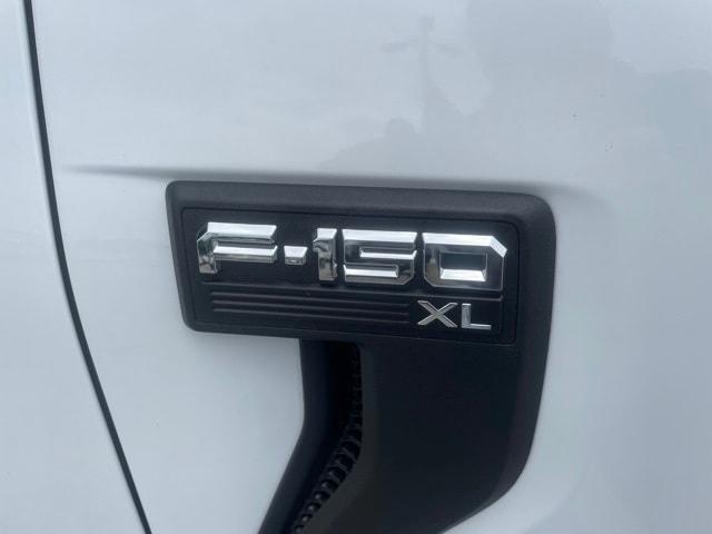Photo of 2025 Oxford White Ford F-150