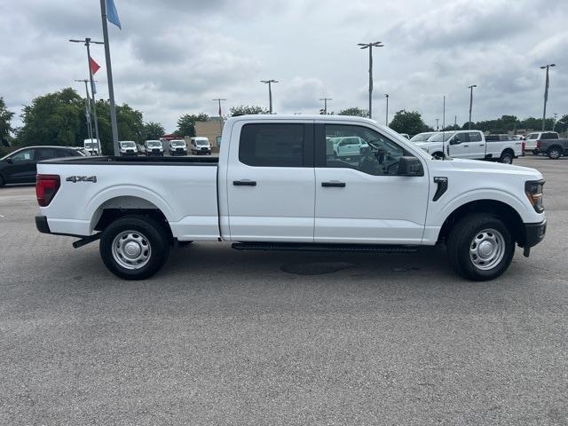 Photo of 2025 Oxford White Ford F-150
