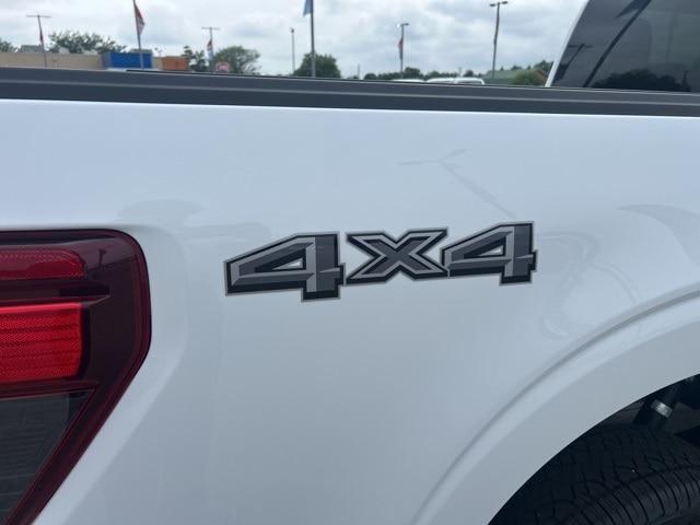 Photo of 2025 Oxford White Ford F-150
