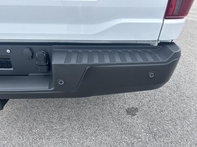 Photo of 2025 Oxford White Ford F-150