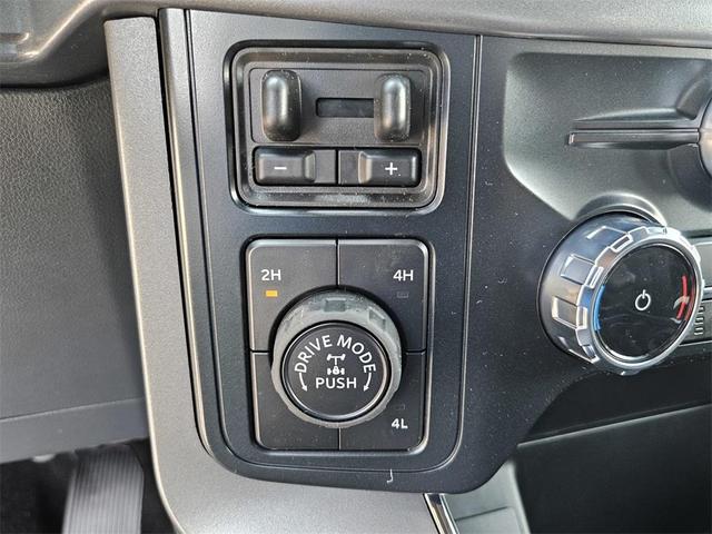 Photo of 2025 CARBONIZED GRAY METALLIC Ford F-150