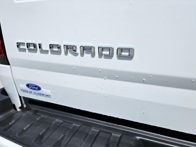 Photo of 2022 Summit White Chevrolet Colorado
