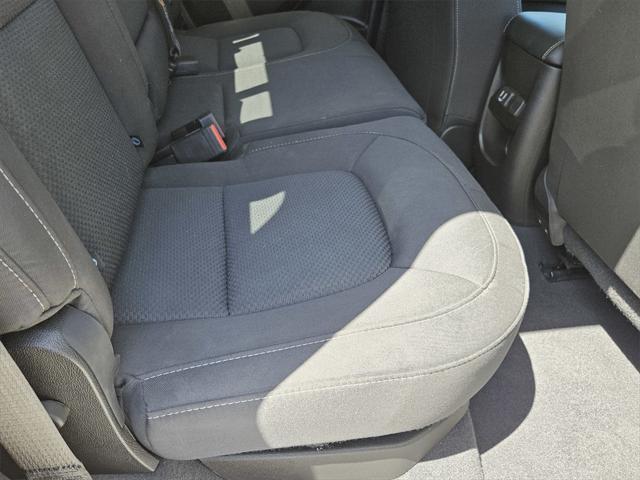 Photo of 2022 Summit White Chevrolet Colorado