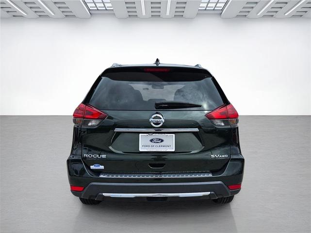 Photo of 2018 Midnight Pine Nissan Rogue