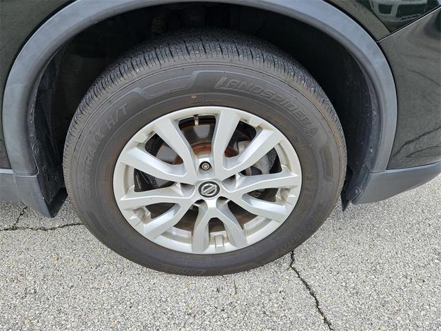 Photo of 2018 Midnight Pine Nissan Rogue