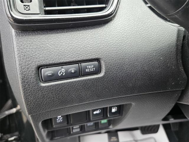 Photo of 2018 Midnight Pine Nissan Rogue