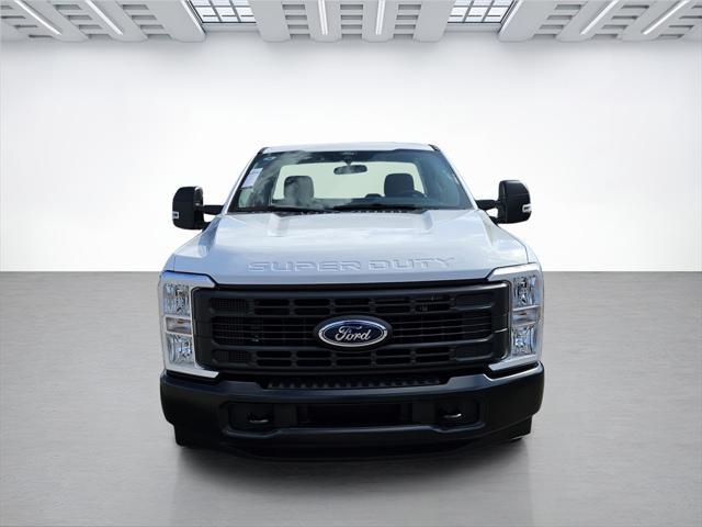 Photo of 2025 OXFORD WHITE Ford F-350