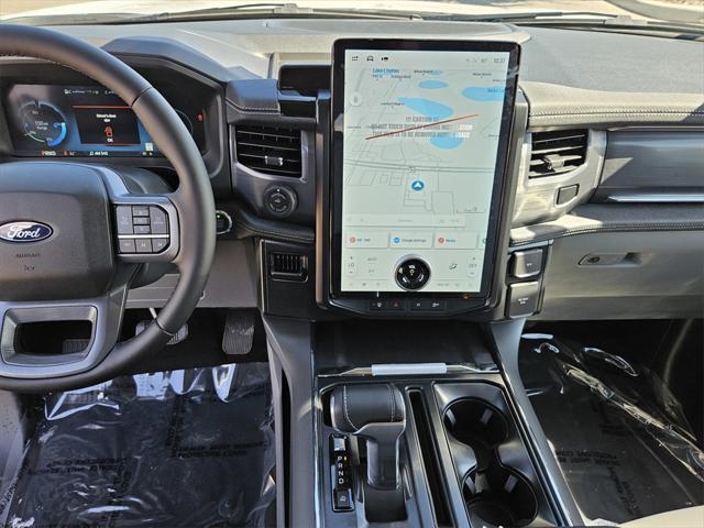 Photo of 2025 OXFORD WHITE Ford F-150 Lightning