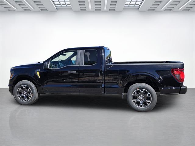 Photo of 2025 AGATE BLACK METALLIC Ford F-150