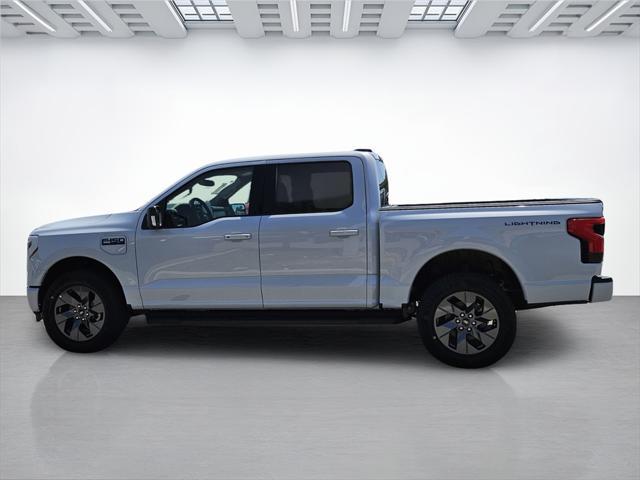 Photo of 2025 SPACE WHITE METALLIC Ford F-150 Lightning