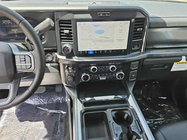 Photo of 2025 Star White Metallic Tri-Coat Ford F-250