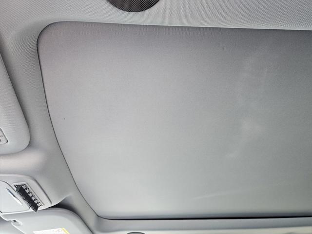 Photo of 2025 Star White Metallic Tri-Coat Ford F-250