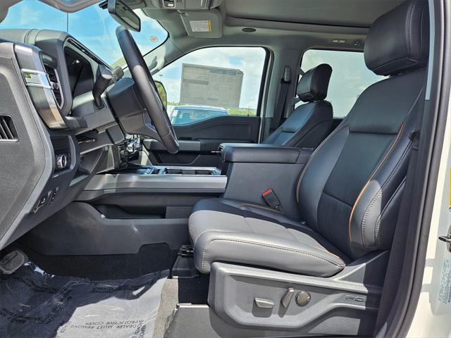 Photo of 2025 Star White Metallic Tri-Coat Ford F-250