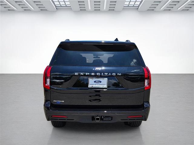 Photo of 2025 Agate Black Metallic Ford Expedition