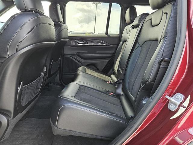 Photo of 2023 Velvet Red Pearlcoat Jeep Grand Cherokee