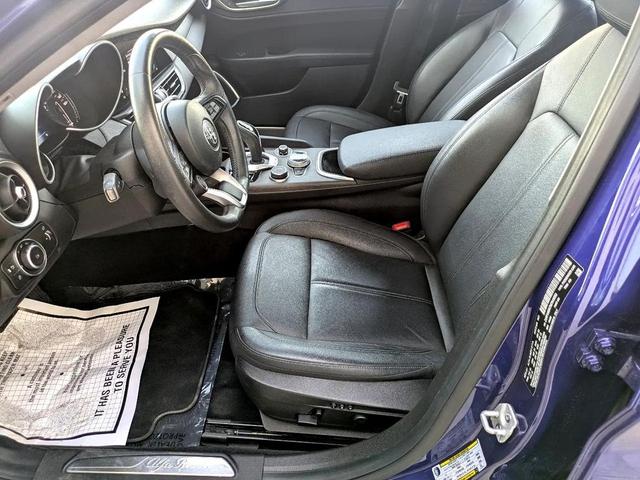 Photo of 2021 Blue Alfa Romeo Giulia