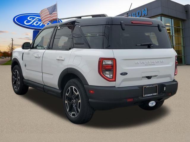 Photo of 2021 Oxford White Ford Bronco Sport