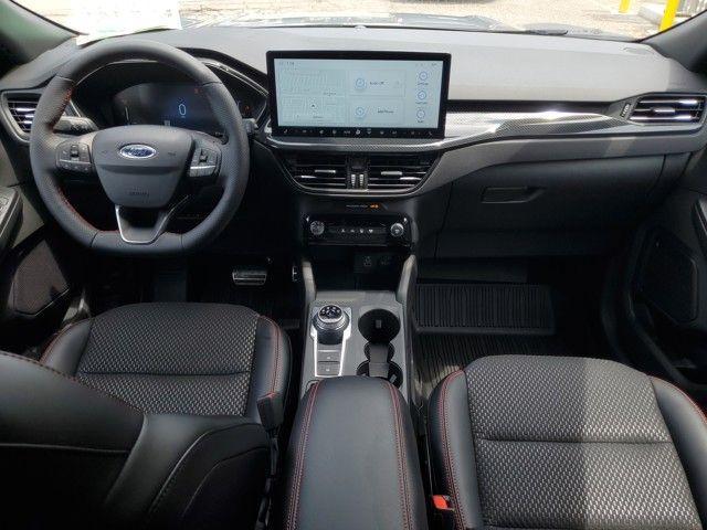Photo of 2024 Iconic Silver Metallic Ford Escape