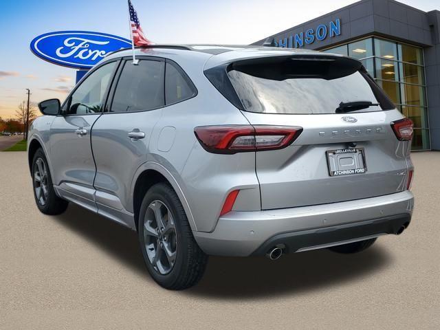 Photo of 2024 Iconic Silver Metallic Ford Escape