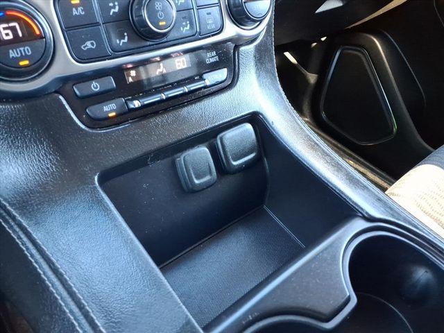 Photo of 2019 Silver Ice Metallic Chevrolet Tahoe