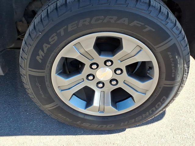 Photo of 2019 Silver Ice Metallic Chevrolet Tahoe