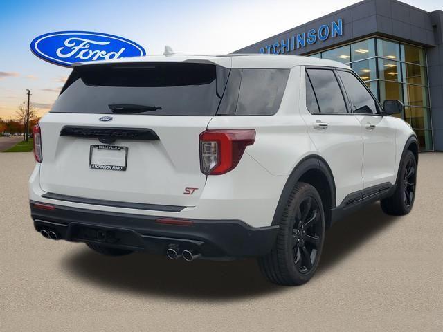 Photo of 2022 Star White Ford Explorer