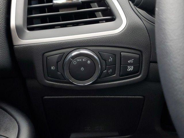 Photo of 2023 Carbonized Gray Metallic Ford Edge