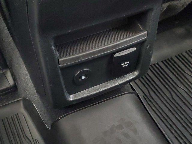 Photo of 2023 Carbonized Gray Metallic Ford Edge