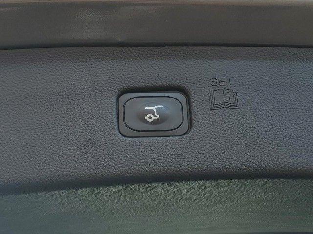 Photo of 2023 Carbonized Gray Metallic Ford Edge