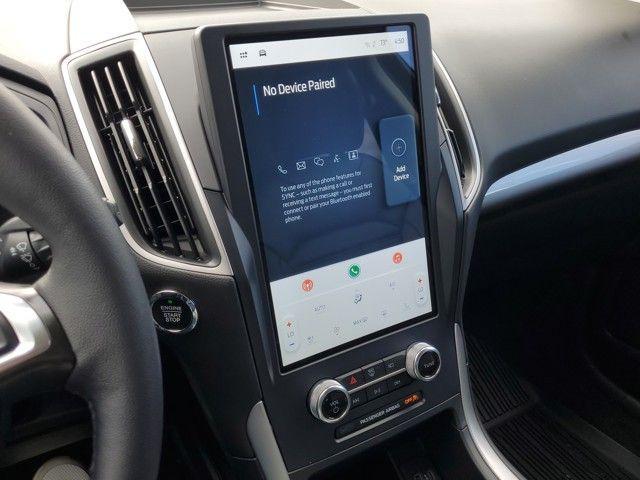 Photo of 2023 Carbonized Gray Metallic Ford Edge