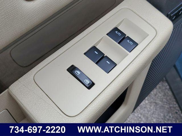 Photo of 2016 Blue Metallic Ford Flex