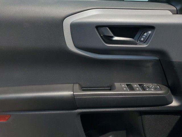 Photo of 2022 Oxford White Ford Bronco Sport