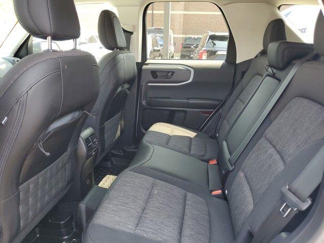 Photo of 2022 Oxford White Ford Bronco Sport