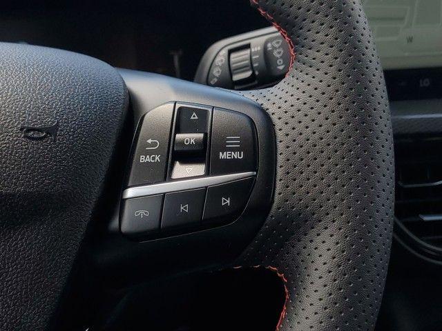 Photo of 2023 Oxford White Ford Escape