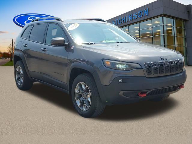 Photo of 2019 Granite Crystal Clearcoat Metallic Jeep Cherokee