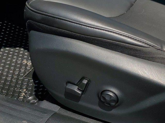 Photo of 2019 Granite Crystal Clearcoat Metallic Jeep Cherokee