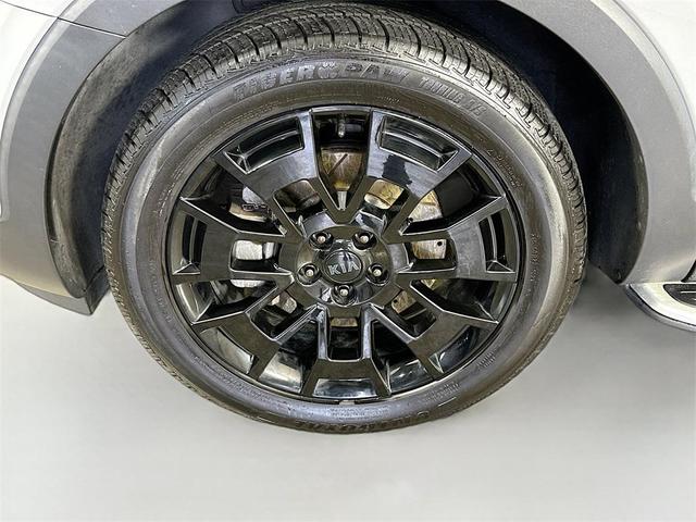 Photo of 2021 Wolf Gray Kia Telluride