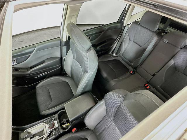 Photo of 2021 Crystal White Pearl Subaru Forester