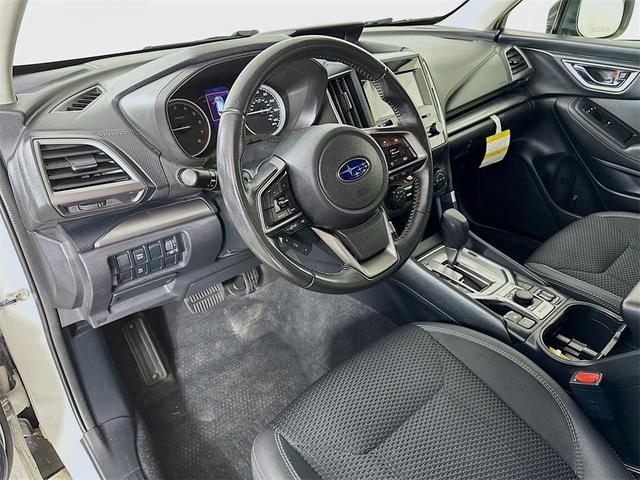 Photo of 2021 Crystal White Pearl Subaru Forester