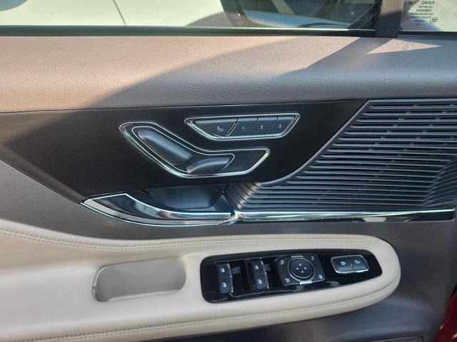 Photo of 2022 Red Carpet Metallic Tinted Clearcoat Lincoln Corsair