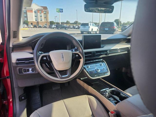 Photo of 2022 Red Carpet Metallic Tinted Clearcoat Lincoln Corsair