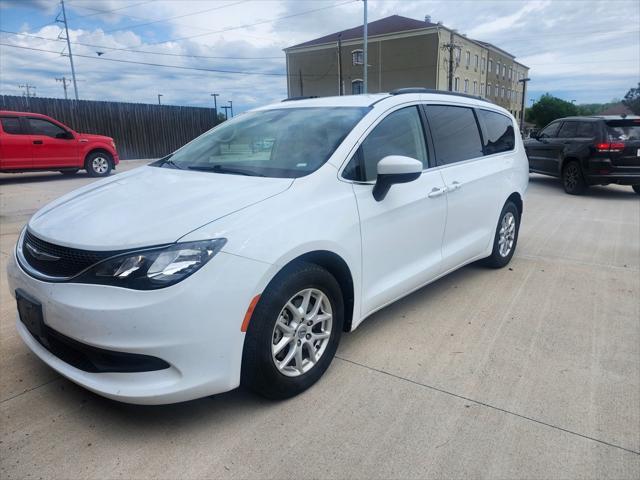 2021 Chrysler Voyager