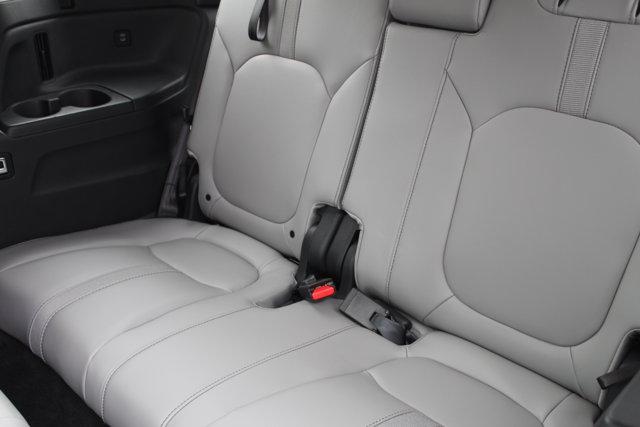 Photo of 2025 Blue Honda Pilot