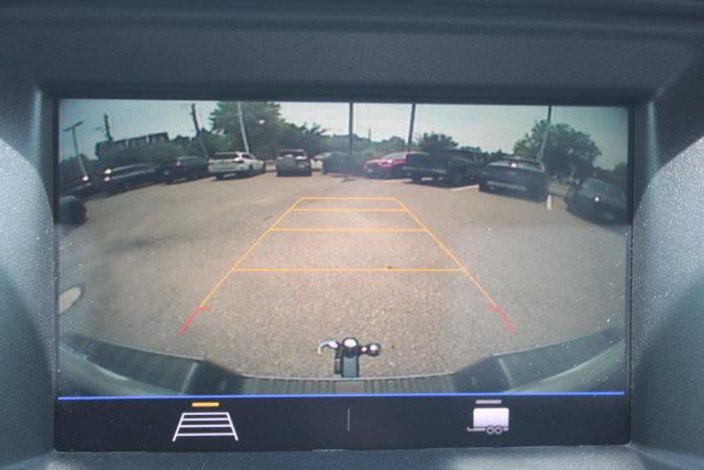 Photo of 2022 Summit White Chevrolet Colorado