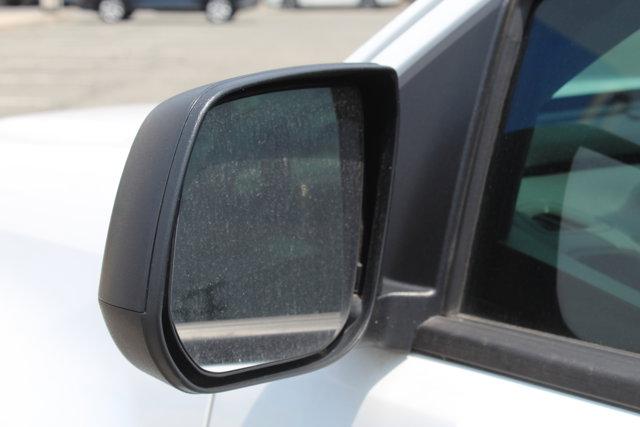 Photo of 2022 Summit White Chevrolet Colorado