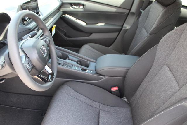 Photo of 2025 Platinum White Pearl Honda Accord