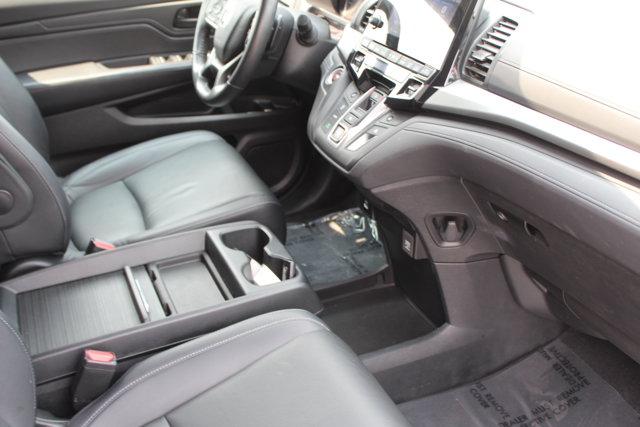 Photo of 2022 Black Honda Odyssey