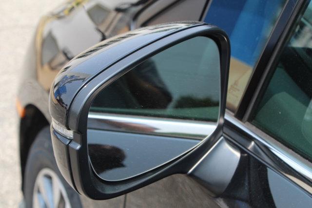 Photo of 2022 Black Honda Odyssey