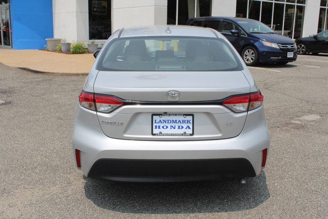 Photo of 2024 Silver Toyota Corolla