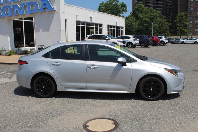 Photo of 2024 Classic Silver Me Toyota Corolla